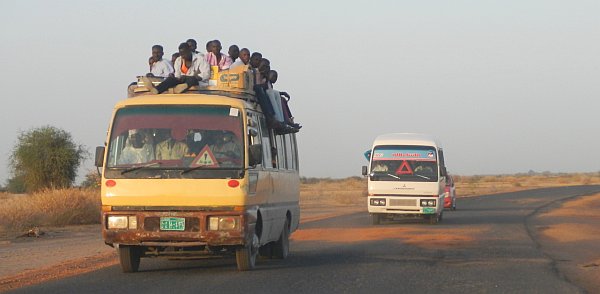 Busse im Sudan